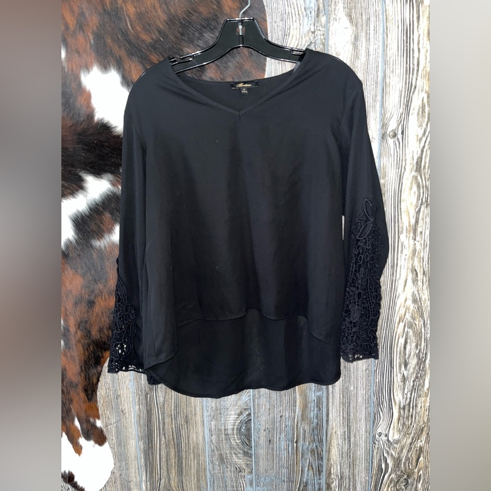 Monteau size small black sheer crotchet sleeve blouse